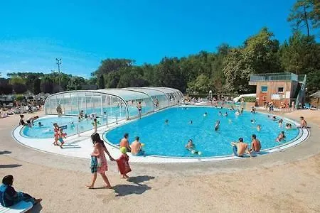Les Villages Sous Les Pins, Bungallow A17 Dom wakacyjny